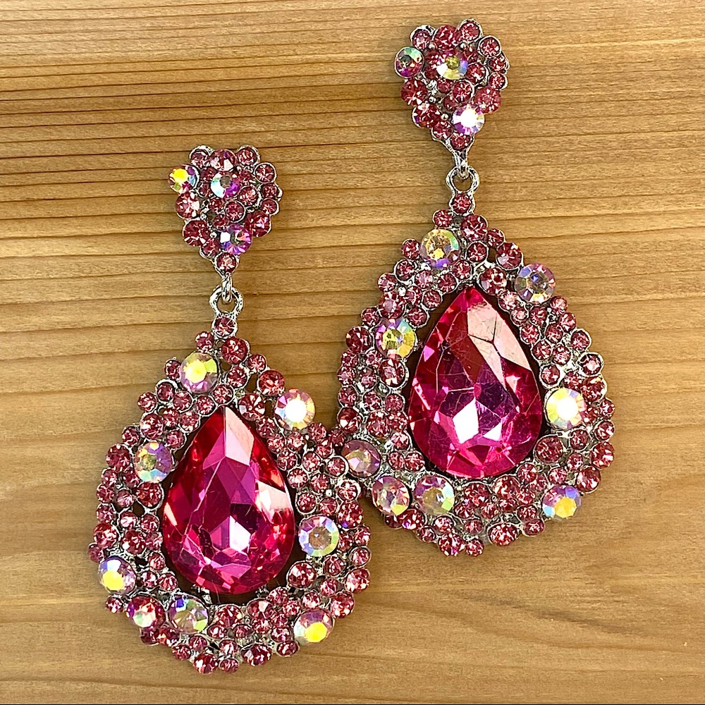 FINAL MARKDOWN   Pink Austrian Crystal Chandelier Pageant Earrings - Picture 4 of 6